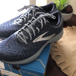 Men’s Brooks launch six in size 10 D width.